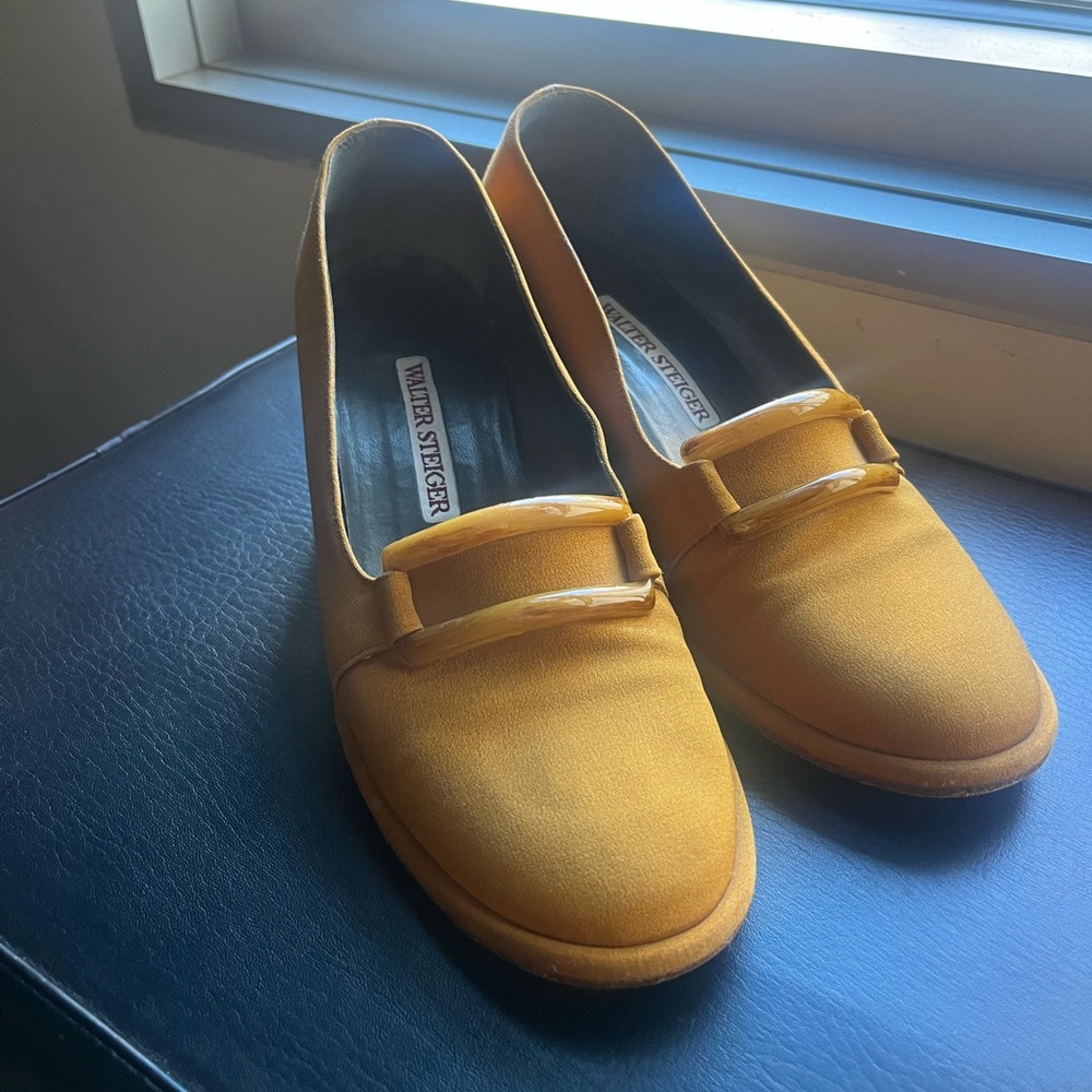 Walter Steiger Size 6.5 Vintage Loafers Mustard Brown Chunky Block Heel Y2K Shoe
